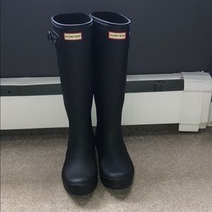 Women’s hunter rain boots